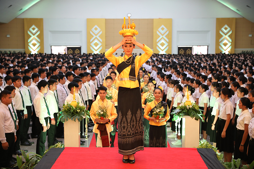 พิธีอัญเชิญตราพระราชลัญจกร และประดับตรามหาวิทยาลัย ประจำปีการศึกษา 2562