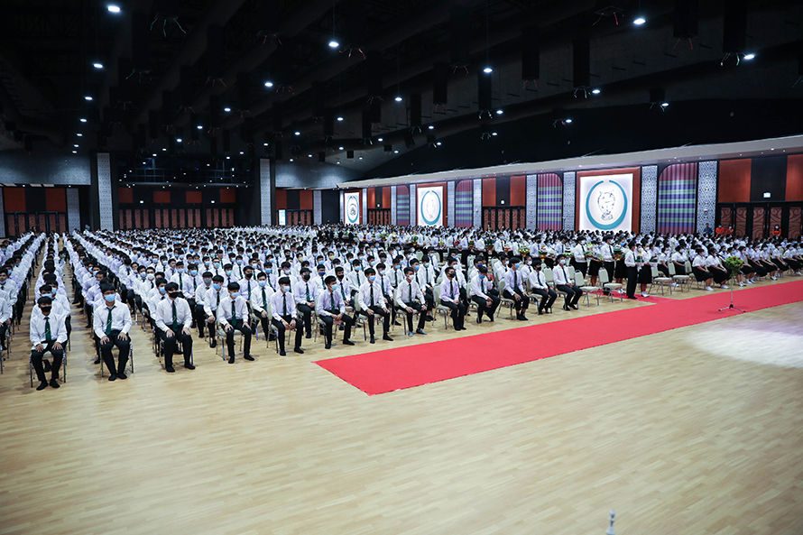 ราชภัฏน้อมวันทา บูชาครู ประจำปีการศึกษา 2563