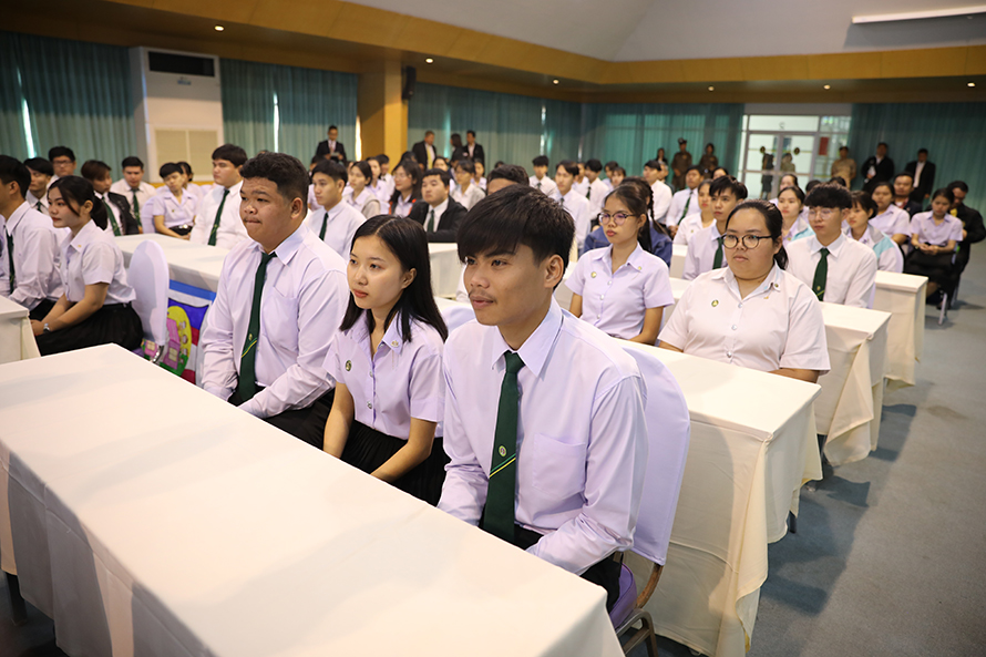 องคมนตรี ตรวจเยี่ยมมหาวิทยาลัยราชภัฏอุดรธานี