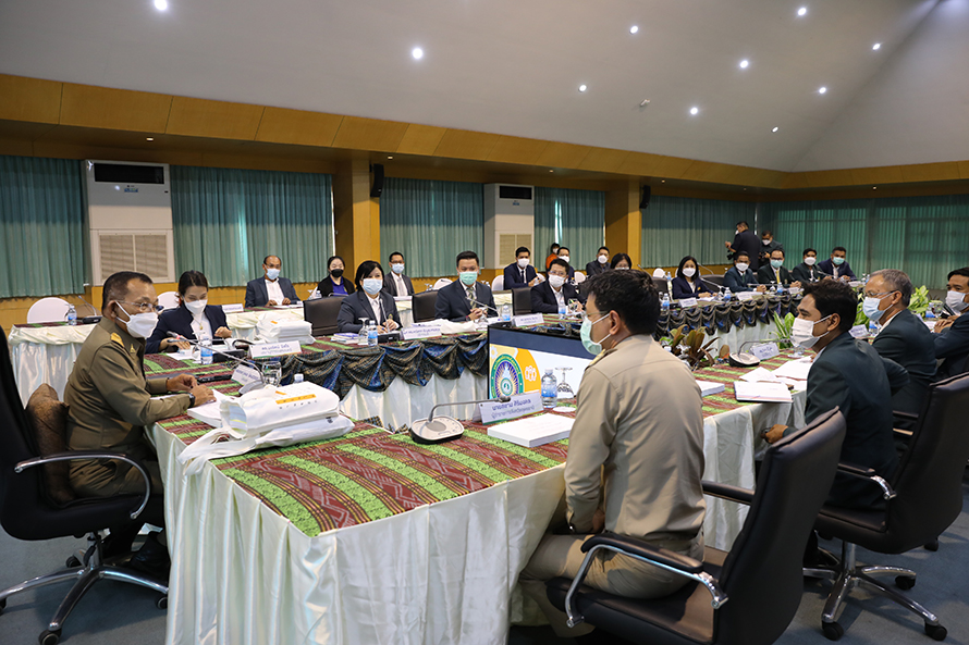 องคมนตรีติดตามการขับเคลื่อนงาน