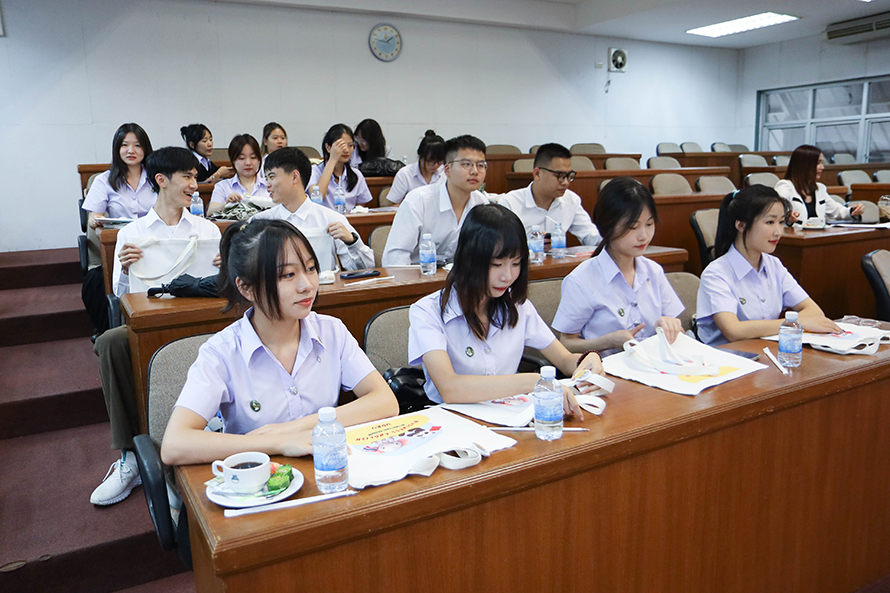 ต้อนรับ นักศึกษาแลกเปลี่ยนฯ