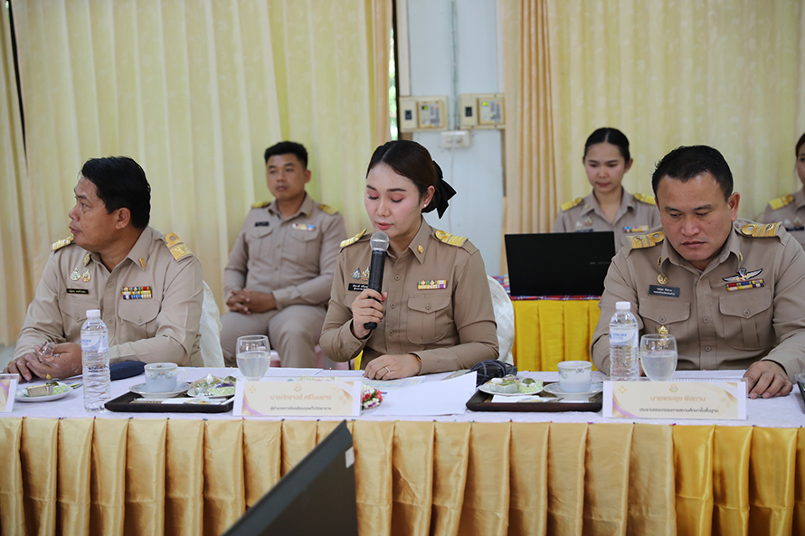องคมนตรีลงพื้นที่